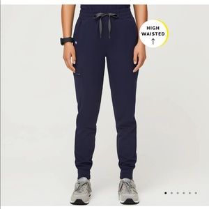 Figs joggers size medium tall